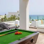 Villa Fig Tree Bay Residences 5 *
