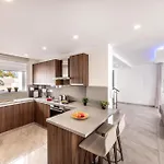 Villa Fig Tree Bay Residences 5 *