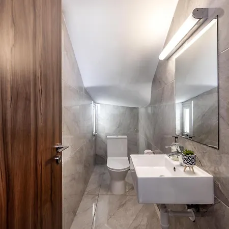 Fig Tree Bay Residences 5