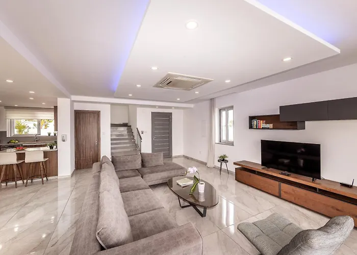 Fig Tree Bay Residences 5