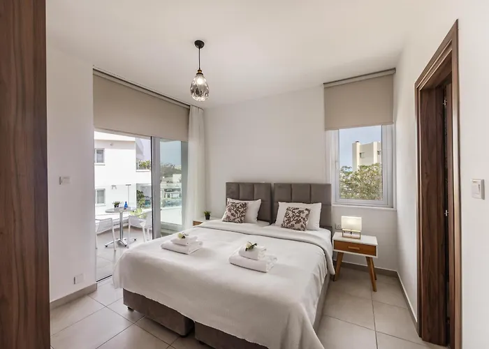 Villa Fig Tree Bay Residences 5