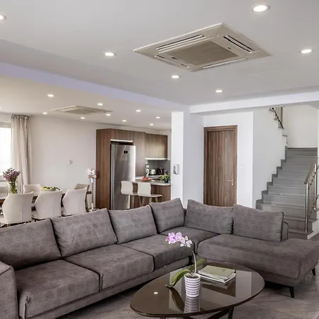 فيلة Fig Tree Bay Residences 5 بروتاراس