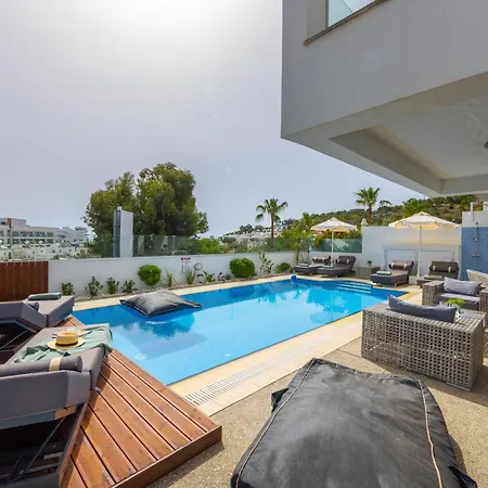 Fig Tree Bay Residences 5