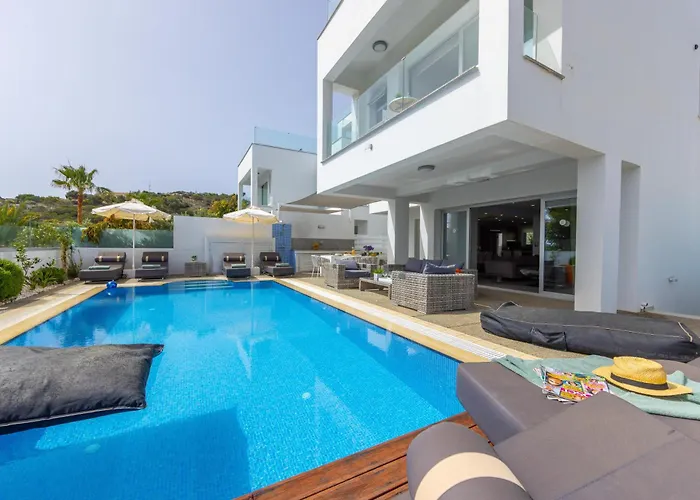 فيلة Fig Tree Bay Residences 5