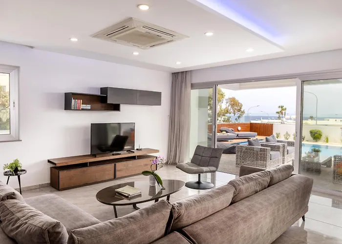 Fig Tree Bay Residences 5 بروتاراس