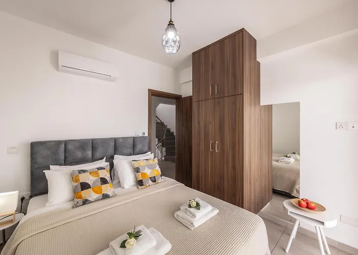 Fig Tree Bay Residences 5 بروتاراس