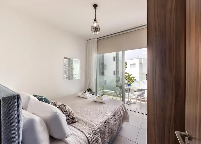 فيلة Fig Tree Bay Residences 5 بروتاراس