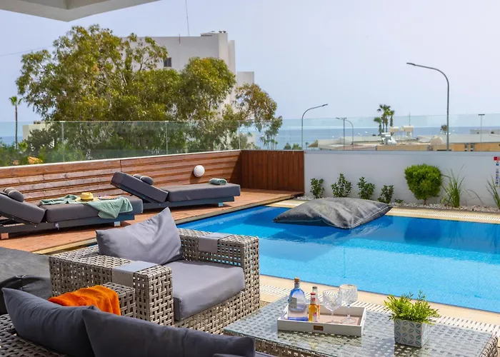 Fig Tree Bay Residences 5 بروتاراس