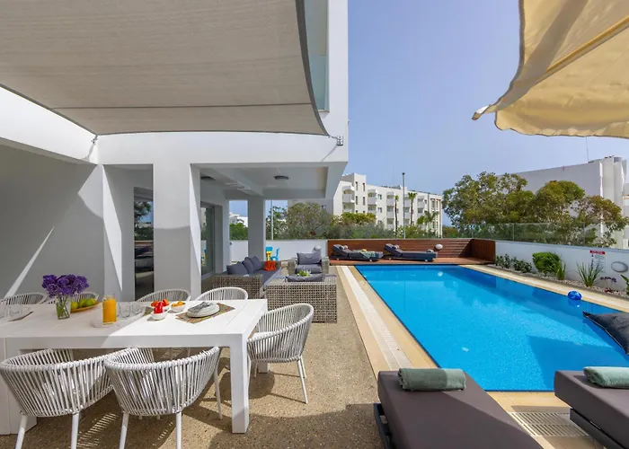 فيلة Fig Tree Bay Residences 5 بروتاراس