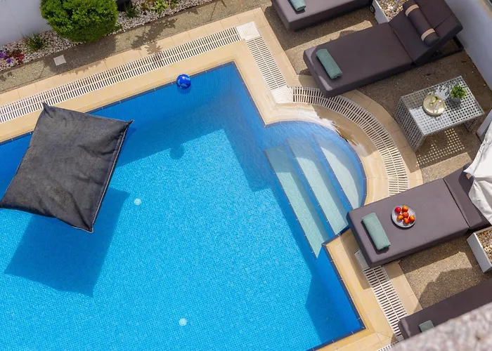 Villa Fig Tree Bay Residences 5 *