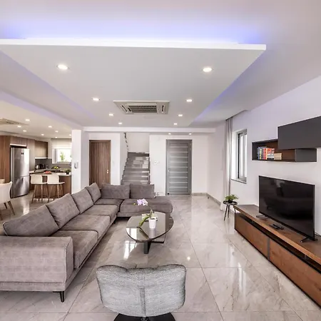 Fig Tree Bay Residences 5