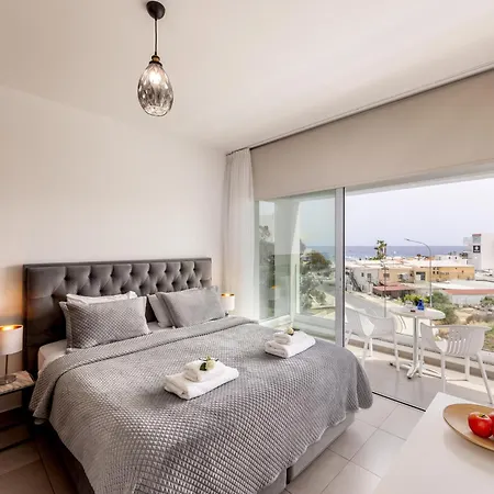 Fig Tree Bay Residences 5 普罗塔拉斯