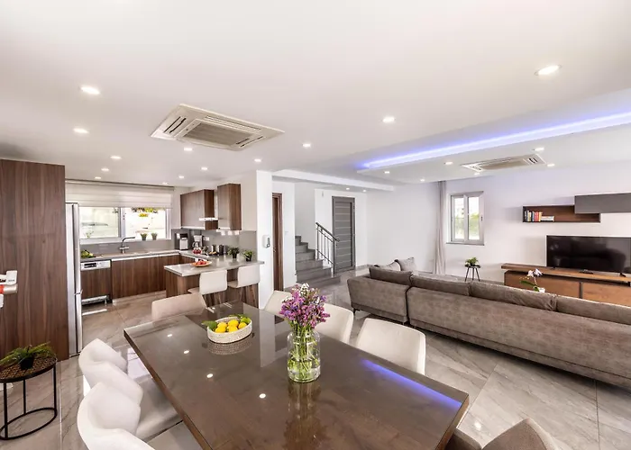 Fig Tree Bay Residences 5