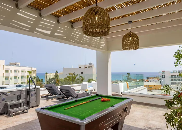 Villa Fig Tree Bay Residences 5 *